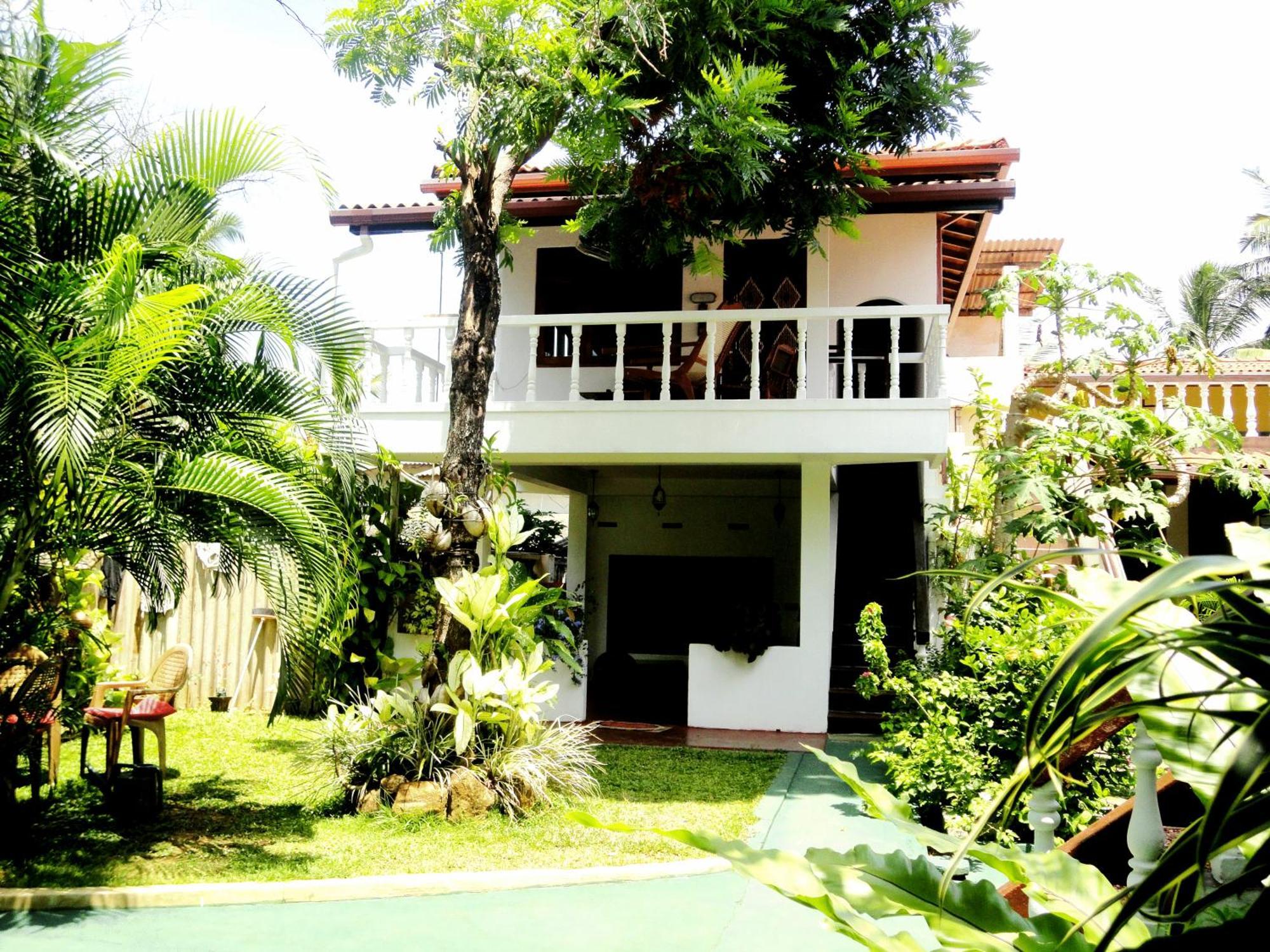 Star Holiday Resort Hikkaduwa Exterior foto