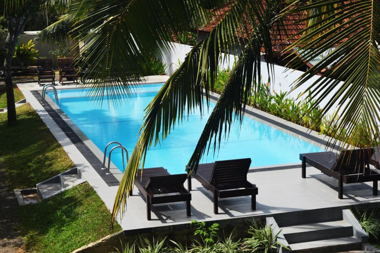 Star Holiday Resort Hikkaduwa Exterior foto